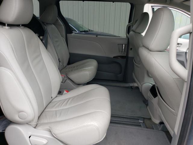 Photo 11 from auction – 2013 TOYOTA SIENNA XLE with VIN 5TDYK3DC5DS366882