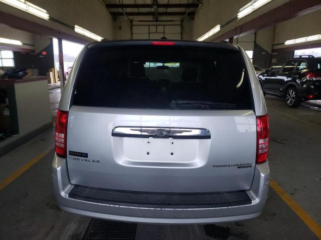 Photo 6 from auction – 2010 CHRYSLER TOWN & COU with VIN 2A4RR5D17AR421227