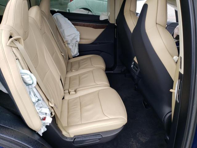 Photo 10 from auction – 2017 TESLA MODEL X with VIN 5YJXCDE25HF060201
