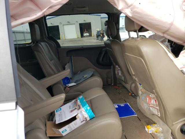 Photo 11 from auction – 2016 CHRYSLER TOWN & COU with VIN 2C4RC1BG7GR119291