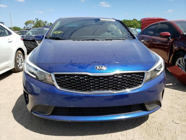 Photo 5 from auction – 2017 KIA FORTE LX with VIN 3KPFK4A77HE133610
