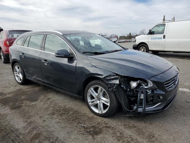 Photo 4 from auction – 2015 VOLVO V60 PREMIE with VIN YV140MEK7F1254756