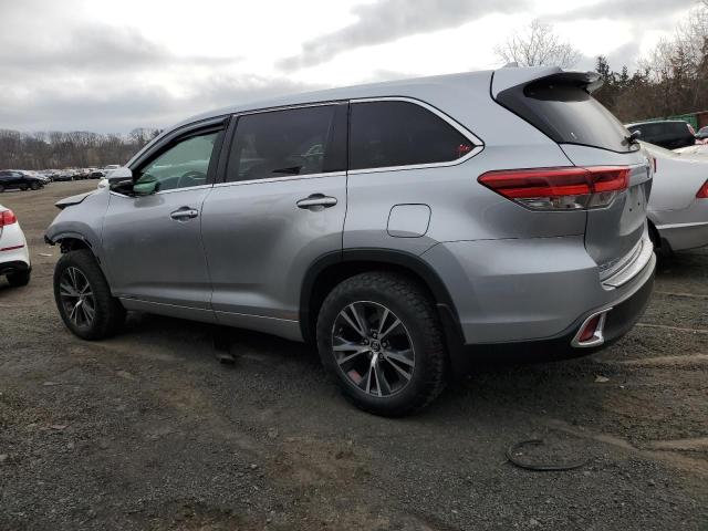 Photo 2 from auction – 2017 TOYOTA HIGHLANDER with VIN 5TDBZRFH6HS403487