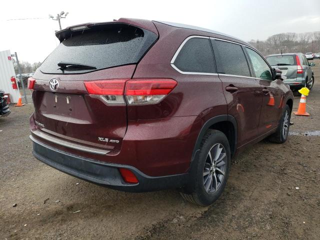 Photo 3 from auction – 2018 TOYOTA HIGHLANDER with VIN 5TDJZRFH4JS499153