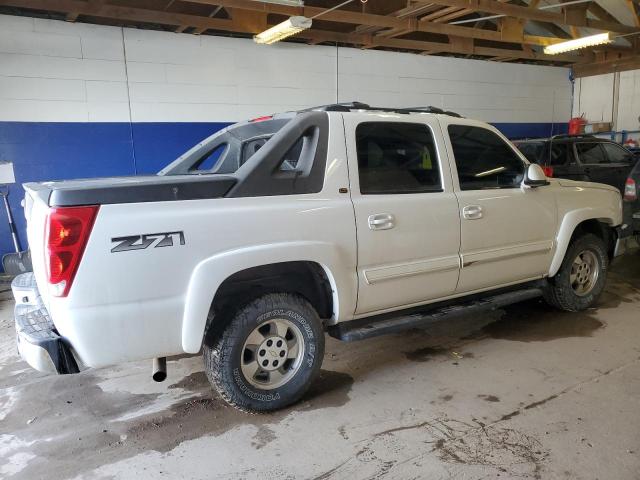 Photo 3 from auction – 2005 CHEVROLET AVALANCHE with VIN 3GNEK12Z65G117576