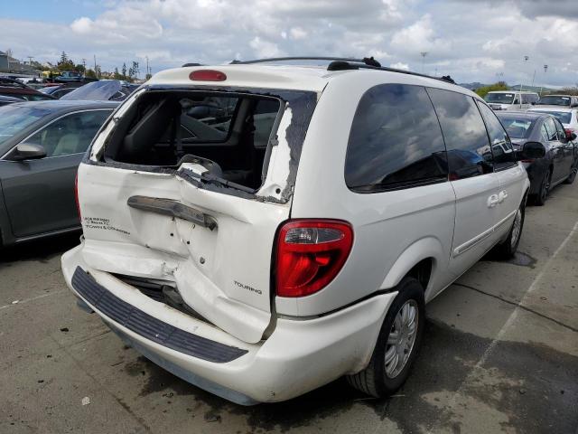 Photo 3 from auction – 2005 CHRYSLER TOWN & COU with VIN 2C4GP54L95R571219