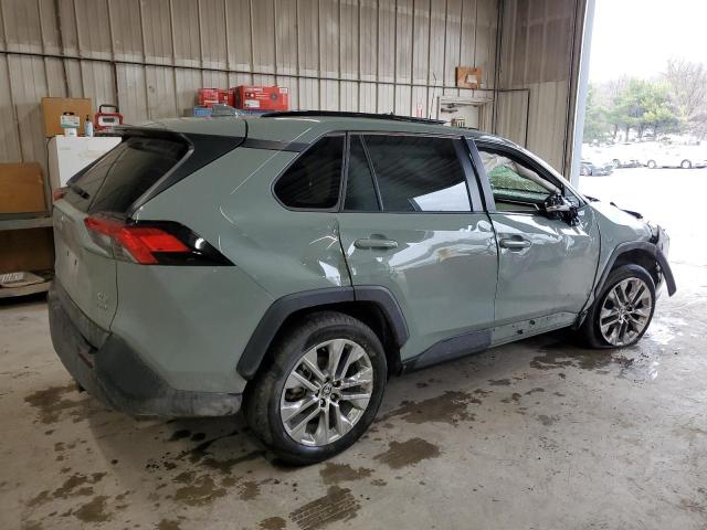 Photo 3 from auction – 2021 TOYOTA RAV4 XLE P with VIN JTMA1RFVXMD075070