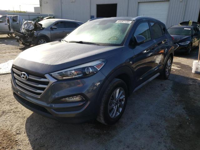 HYUNDAI TUCSON SE 2017 with VIN KM8J33A49HU593436 - Photo from auction