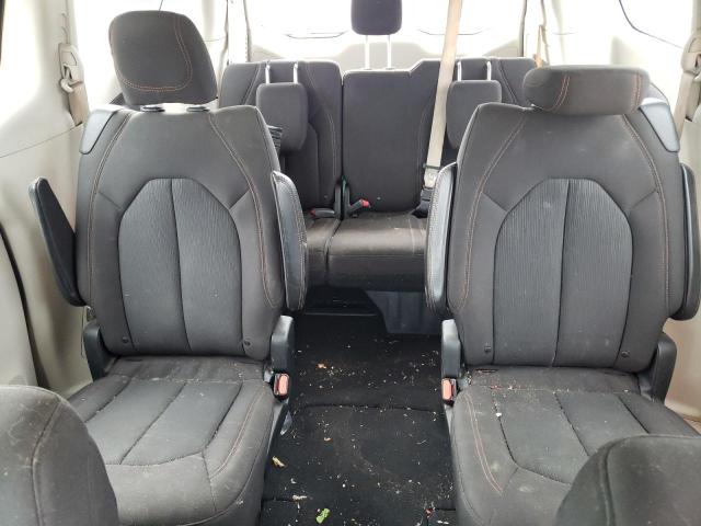 Photo 10 from auction – 2017 CHRYSLER PACIFICA L with VIN 2C4RC1CGXHR610034