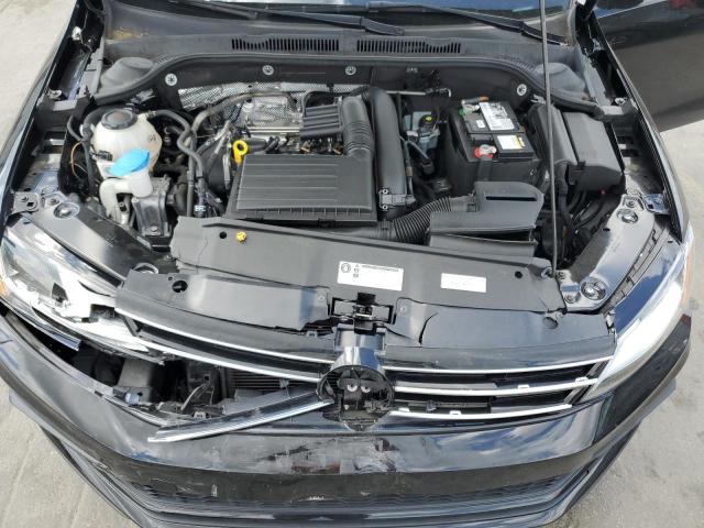 Photo 11 from auction – 2018 VOLKSWAGEN JETTA SE with VIN 3VWDB7AJ4JM209815
