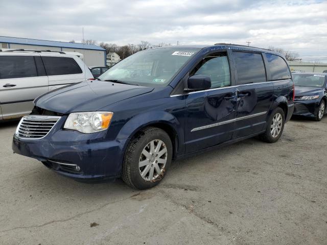 CHRYSLER TOWN & COU 2015 with VIN 2C4RC1BG8FR551628 - Photo from auction