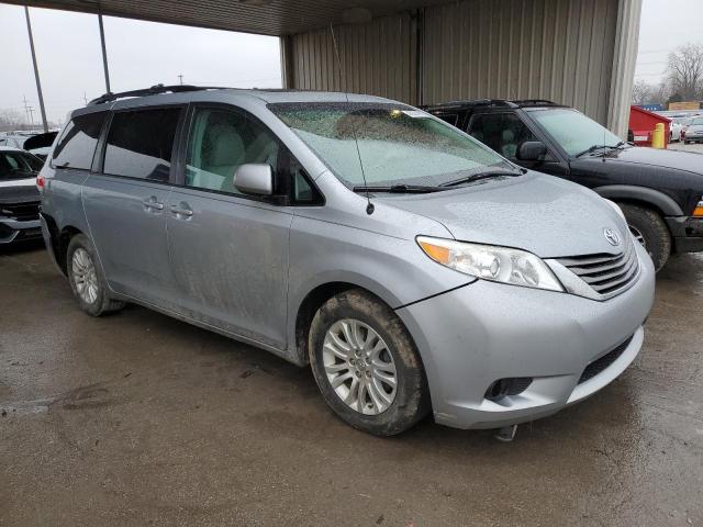 Photo 4 from auction – 2014 TOYOTA SIENNA XLE with VIN 5TDYK3DC1ES411625