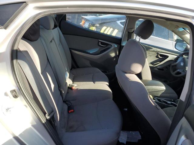 Photo 10 from auction – 2016 HYUNDAI ELANTRA SE with VIN 5NPDH4AE3GH794081