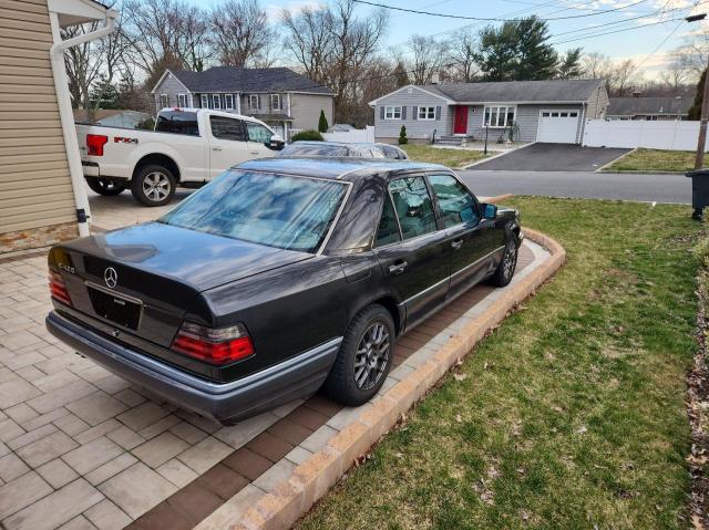 Photo 4 from auction – 1994 MERCEDES-BENZ E 420 with VIN WDBEA34E3RC083816