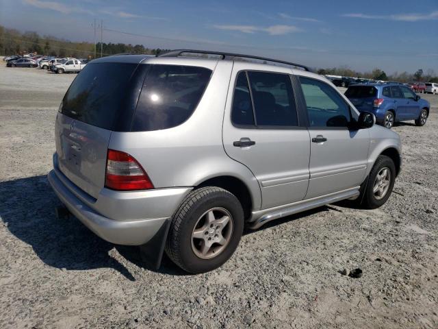 Photo 3 from auction – 2000 MERCEDES-BENZ ML 320 with VIN 4JGAB54E8YA197082