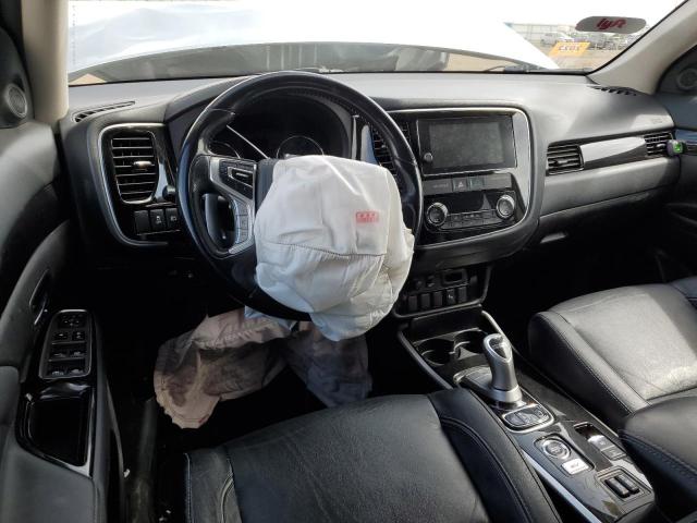 Photo 8 from auction – 2018 MITSUBISHI OUTLANDER with VIN JA4J24A51JZ032589
