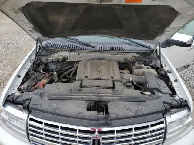 Photo 12 from auction – 2014 LINCOLN NAVIGATOR with VIN 5LMJJ2J59EEL02803
