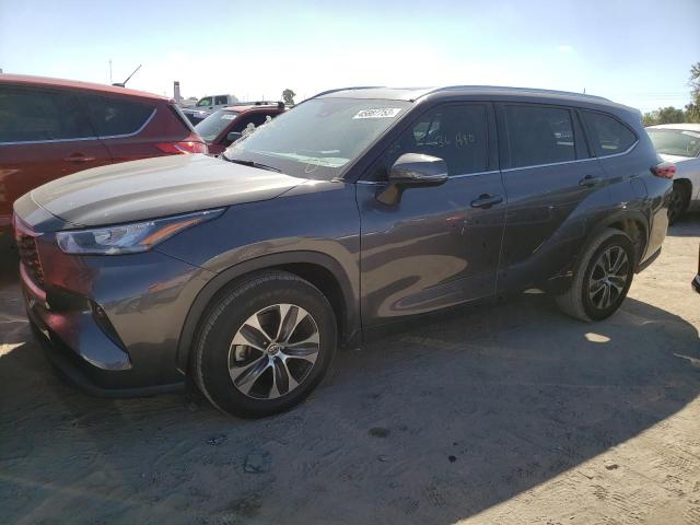 TOYOTA HIGHLANDER 2021 with VIN 5TDGZRAH4MS043756 - Photo from auction