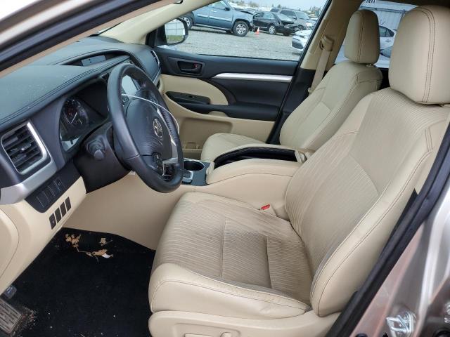 Photo 7 from auction – 2015 TOYOTA HIGHLANDER with VIN 5TDBKRFH9FS200417