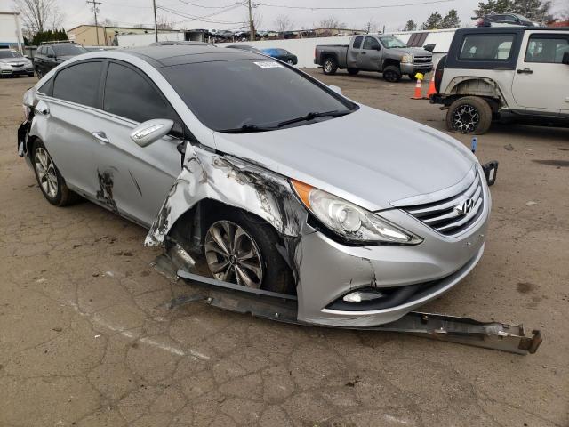 Photo 4 from auction – 2014 HYUNDAI SONATA SE with VIN 5NPEC4AB7EH888888
