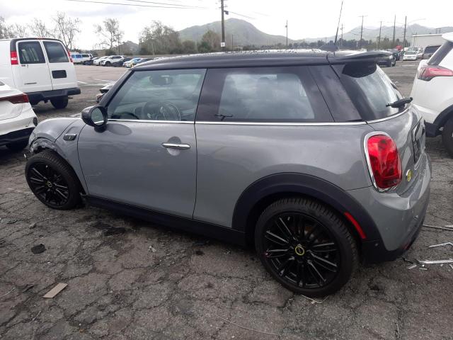 Photo 2 from auction – 2023 MINI COOPER SE with VIN WMW13DJ02P2T39498