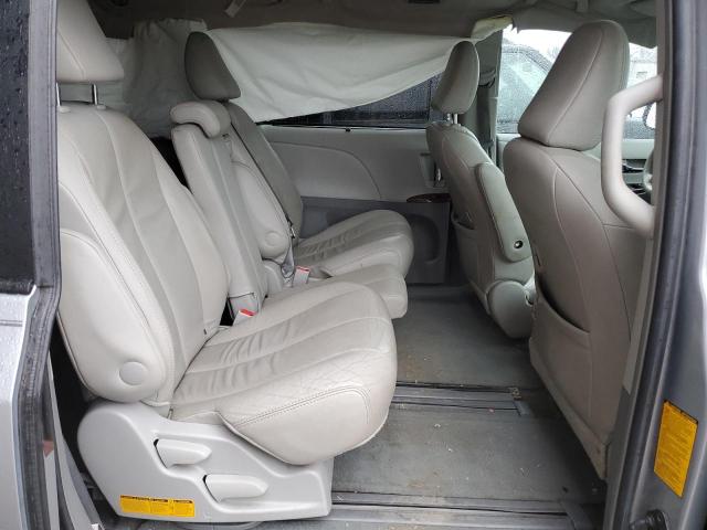 Photo 11 from auction – 2014 TOYOTA SIENNA XLE with VIN 5TDYK3DC1ES411625