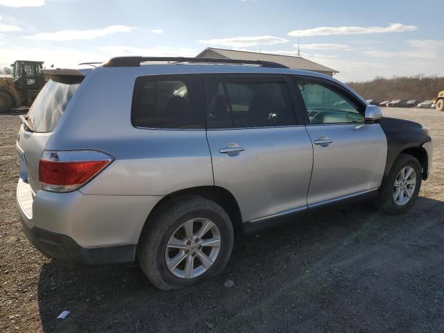 Photo 3 from auction – 2011 TOYOTA HIGHLANDER with VIN 5TDBK3EH8BS070557
