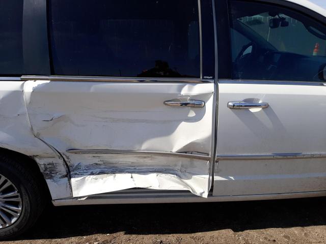 Photo 11 from auction – 2013 CHRYSLER TOWN & COU with VIN 2C4RC1CG8DR625593