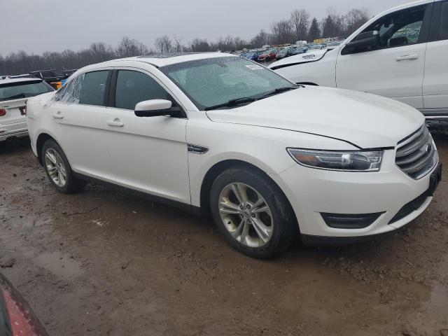 Photo 4 from auction – 2018 FORD TAURUS SEL with VIN 1FAHP2H8XJG138356
