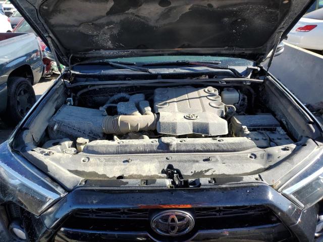 Photo 12 from auction – 2018 TOYOTA 4RUNNER SR with VIN JTEBU5JR2J5500636