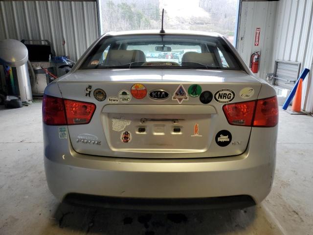 Photo 6 from auction – 2010 KIA FORTE EX with VIN KNAFU4A20A5121277