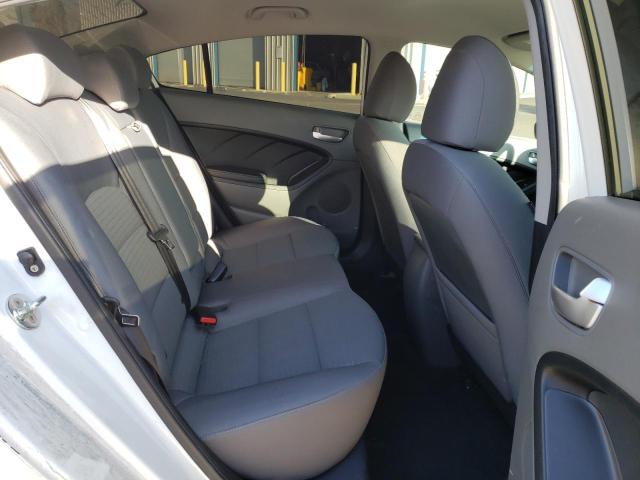 Photo 10 from auction – 2018 KIA FORTE LX with VIN 3KPFL4A7XJE209808