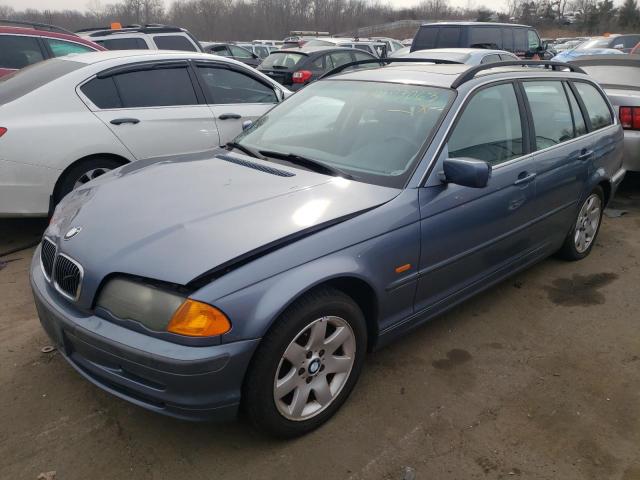 BMW 325 IT 2001 with VIN WBAAW33451ET41074 - Photo from auction