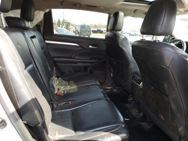 Photo 11 from auction – 2016 TOYOTA HIGHLANDER with VIN 5TDJKRFH2GS506226