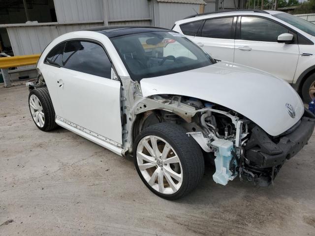 Photo 4 from auction – 2014 VOLKSWAGEN BEETLE with VIN 3VWJ17AT3EM655242