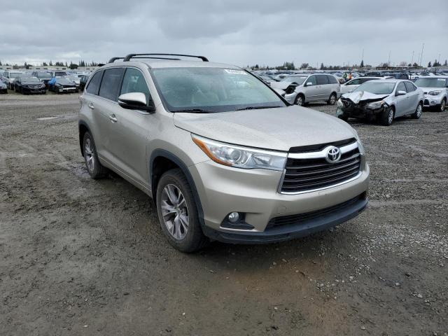 Photo 4 from auction – 2015 TOYOTA HIGHLANDER with VIN 5TDBKRFH9FS200417