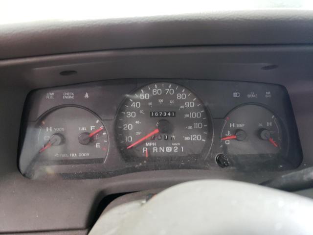 Photo 9 from auction – 2002 MERCURY GRAND MARQ with VIN 2MEFM74W22X603718