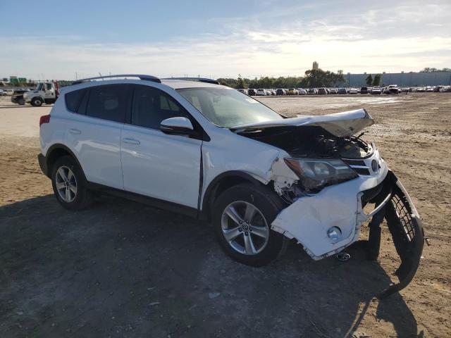 Photo 4 from auction – 2015 TOYOTA RAV4 XLE with VIN 2T3WFREV5FW183370