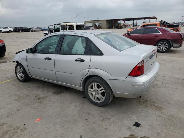 Photo 2 from auction – 2005 FORD FOCUS ZX4 with VIN 1FAFP34N45W166755
