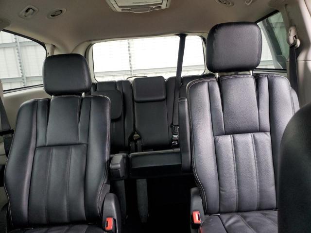 Photo 10 from auction – 2012 CHRYSLER TOWN & COU with VIN 2C4RC1BG0CR186924