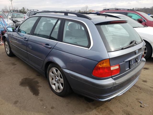 Photo 2 from auction – 2001 BMW 325 IT with VIN WBAAW33451ET41074