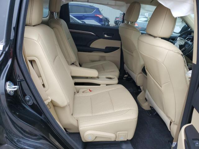 Photo 11 from auction – 2018 TOYOTA HIGHLANDER with VIN 5TDYZRFH3JS265472