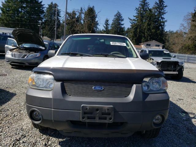 Photo 5 from auction – 2005 FORD ESCAPE XLT with VIN 1FMYU93105KD98690