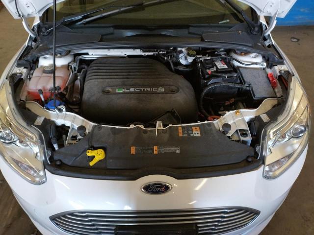 Photo 11 from auction – 2013 FORD FOCUS BEV with VIN 1FADP3R49DL350287