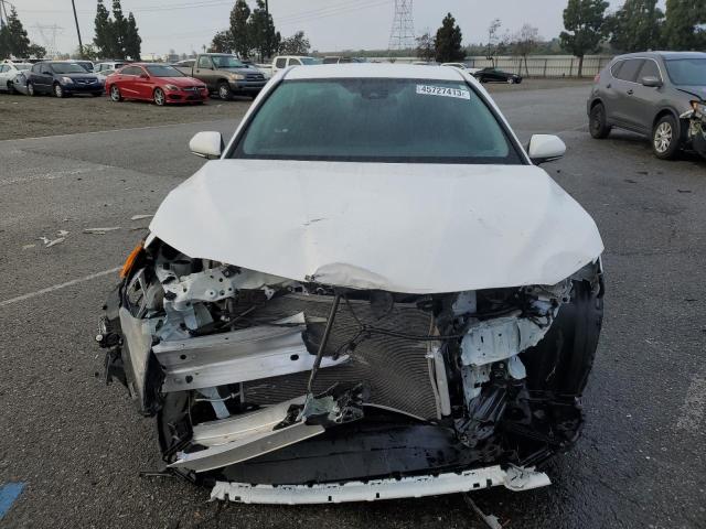 Photo 5 from auction – 2022 TOYOTA CAMRY with VIN 4T1G11AK5NU042824