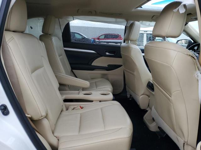 Photo 11 from auction – 2015 TOYOTA HIGHLANDER with VIN 5TDJKRFH3FS074695