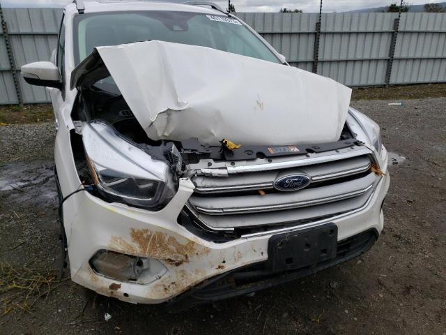 Photo 12 from auction – 2019 FORD ESCAPE TIT with VIN 1FMCU9J94KUA42200