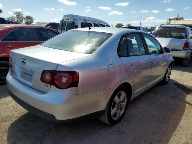 Photo 3 from auction – 2009 VOLKSWAGEN JETTA S with VIN 3VWJZ71K09M162480