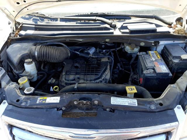 Photo 12 from auction – 2013 CHRYSLER TOWN & COU with VIN 2C4RC1CG8DR625593