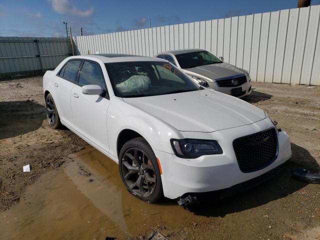 Photo 4 from auction – 2022 CHRYSLER 300 S with VIN 2C3CCABGXNH221780
